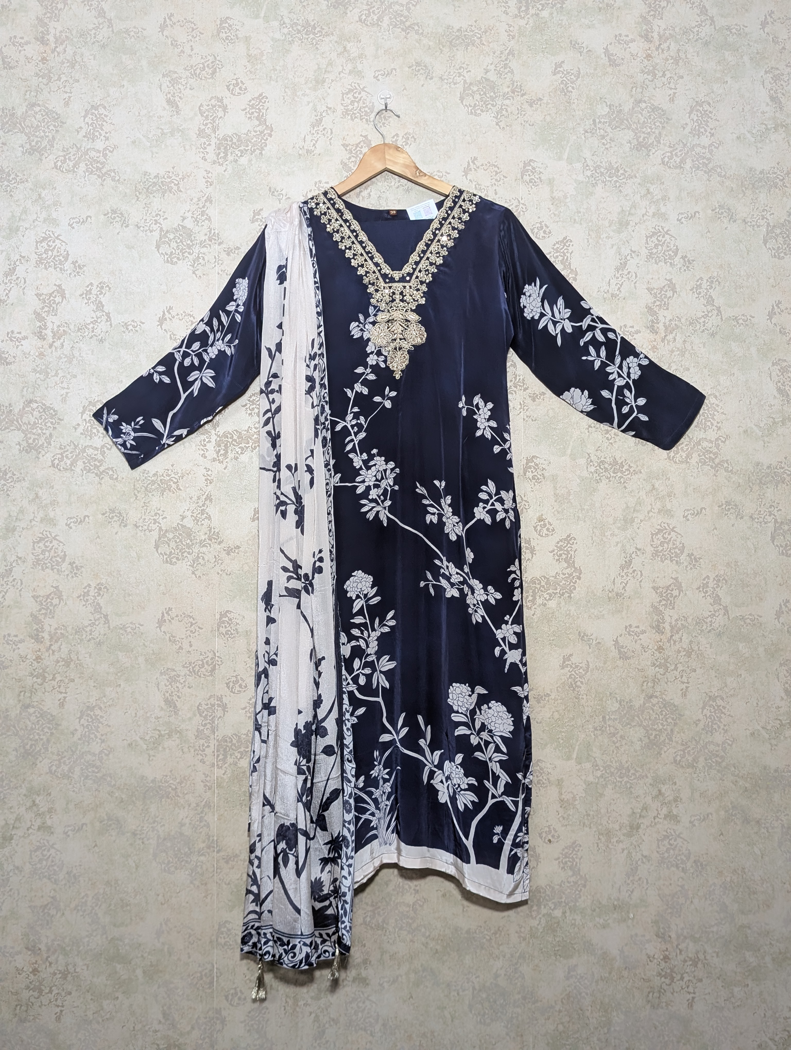 Navy blue floral printed muslin kurta set with embroidered neckline - Image 1